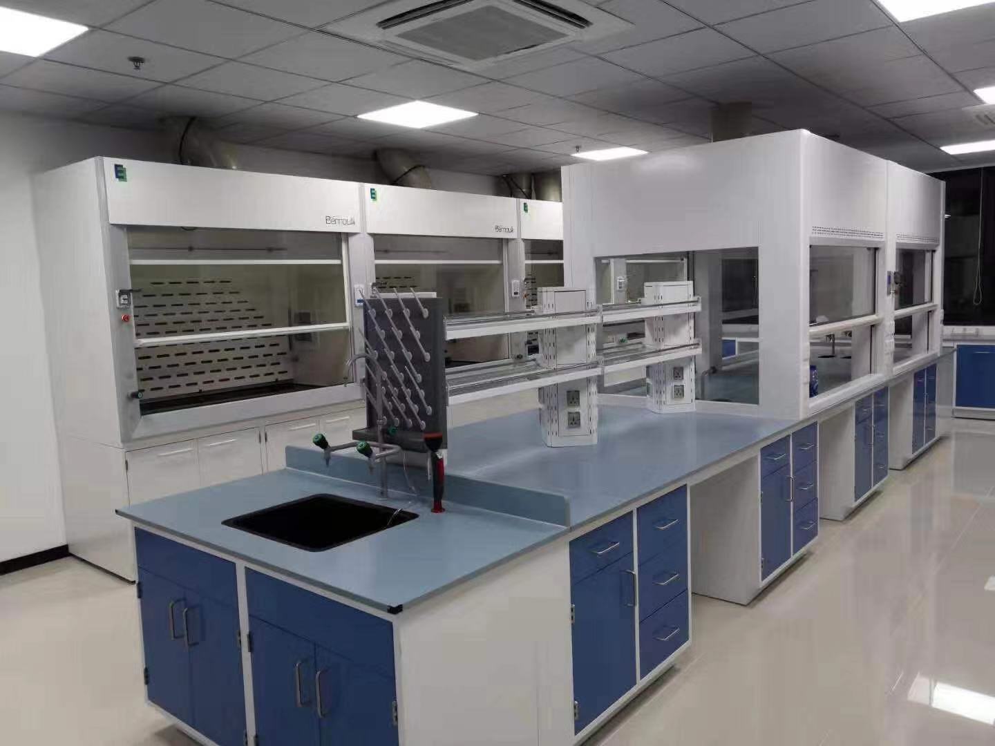 Instrument room in the QC laboratory